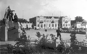 Памятник Ленину (Якерсон, 1935)