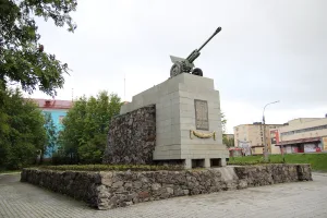 Памятник 6-й героической комсомольской батарее