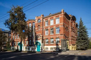 Лицей № 82