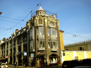 Лавки И. А. Алферова и контора завода Э. Э. Новицкого