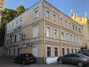 Главный дом с доходным домом усадьбы М. А. Скороспелова — А. М. Тяжловой — Е. А. Рогожиной