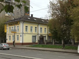 Здание штаба 385-го зенитного дивизиона ПВО