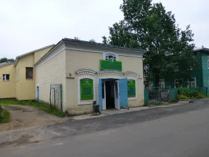 Флигель с лавкой