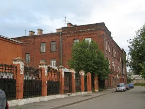 Казармы со службой