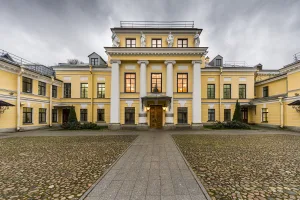 Дворец Бобринских в Санкт-Петербурге