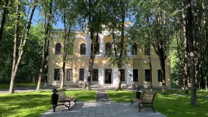 Главный дом усадьбы Губайлово