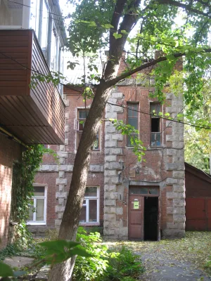 Флигель