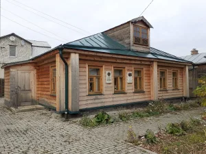Флигель