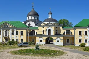 Церковь Спаса Нерукотворного Образа (надвратная)