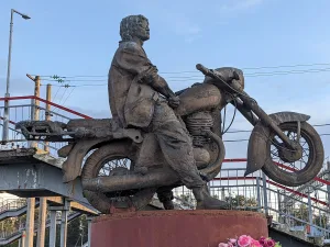 Памятник Виктору Цою