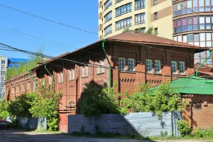 Здание цистерн со складом