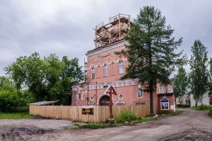 Тихвинский Введенский монастырь