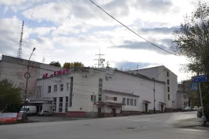 Здание дворца культуры машиностроителей