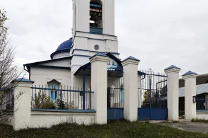 Ограда с воротами