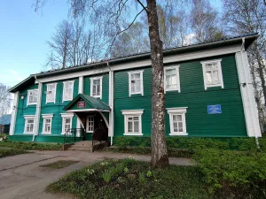 Двухэтажный дом, построенный купцом Косовым (здание музея)