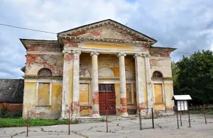 Церковь Воскресения Христова (Петра и Павла)