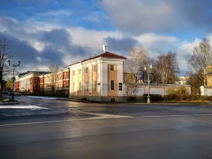 кордегардия (правая)