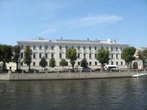 Конюшни