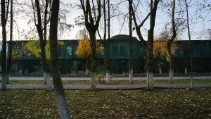 Здание бывшей городской управы, женской гимназии и училища