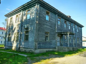 Земская уездная больница: аптека
