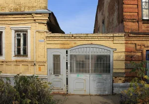 Кирпичные ворота
