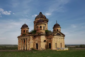 Храм Троицы Живоначальной