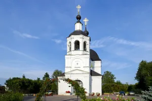 Колокольня церкви Казанской иконы Божией Матери (Товарищево)
