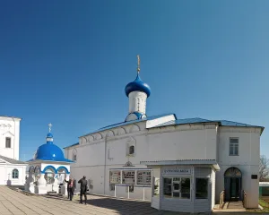 Церковь Благовещения с трапезной