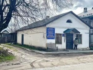 Флигель