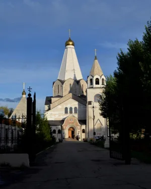Свято-Троицкий храм