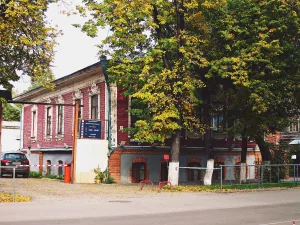Тюмень улица Володарского 27