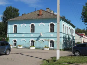 Дом жилой с лавкой