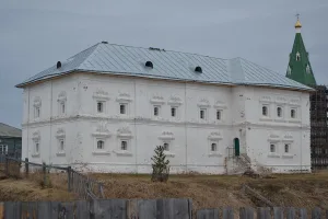 Архиерейский дом