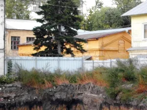 Здание усадьбы Покровских