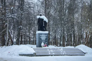 Памятник воинам-землякам