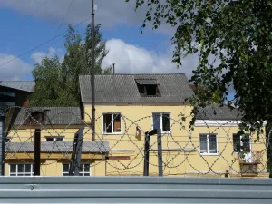 Здание Успенской церкви в Меленках