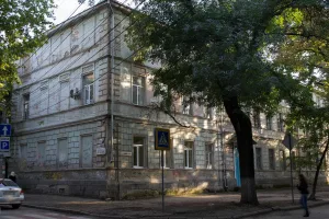 улица Жуковского, 22 / улица Самокиша, 32 (Симферополь)