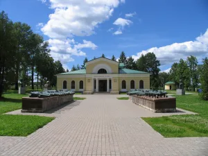 Здание Бородинского музея (пос. Бородинского музея)
