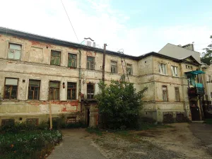 Флигель