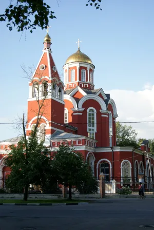 Храм Благовещения Пресвятой Богородицы в Петровском парке