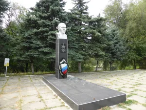 Памятник Герою Советского Союза Т.Н. Подгорному