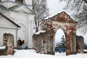 Ограда с воротами
