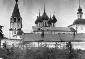 Ограда с воротами