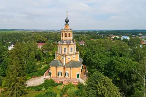 Спасская церковь в селе Уборы