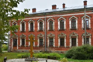 Настоятельский корпус