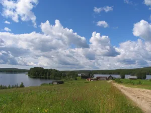 Судно (озеро)