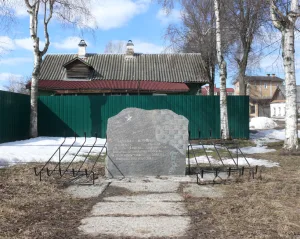 Памятный знак воинам 3-й танковой дивизии
