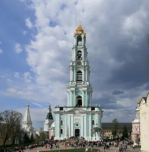 Колокольня Лавры