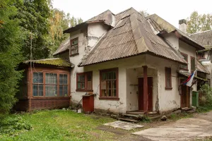 Коттедж сотрудников научного городка № 14 (Павлово)