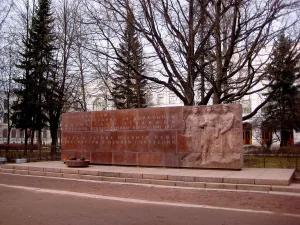 Памятник погибшим политехникам